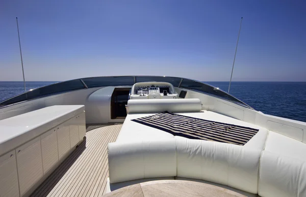 Itálie, s.felice circeo, luxusní jachty rizzardi posillipo technema 95 — Stock fotografie