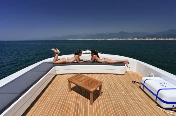 Olaszország, tirrenian tenger, ki a Toscana, viareggio parti luxus yacht tec — Stock Fotó