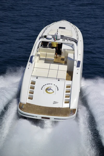 Italy, Tuscany, Viareggio, Tecnomar Madras 20 luxury yacht — Stock Photo, Image