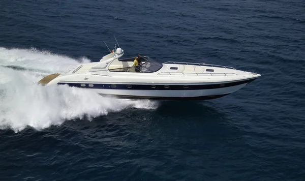 Italy, Tuscany, Viareggio, Tecnomar Madras 20 luxury yacht — Stock Photo, Image