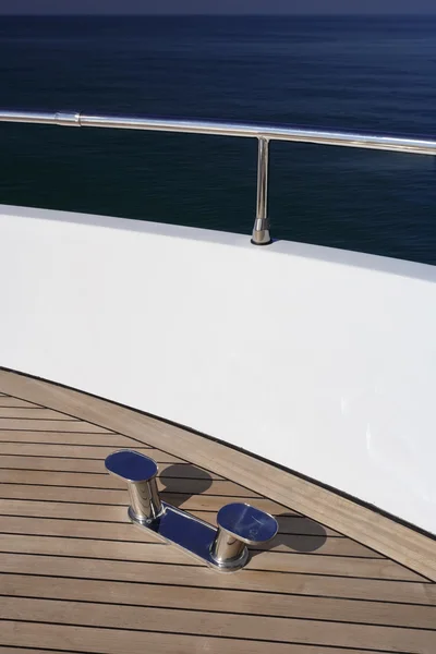 Olaszországban, Toscana, viareggio, tecnomar velvet 90 luxus yacht — Stock Fotó