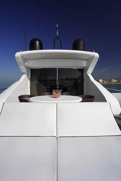 Italien, Toskana, Viareggio, tecnomar samtene 90 'Luxusjacht, Backbord — Stockfoto
