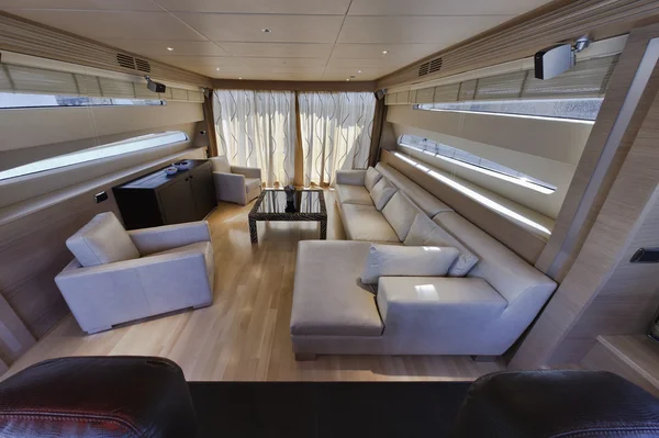 Olaszországban, Toscana, viareggio, tecnomar velvet 83 luxus yacht — Stock Fotó