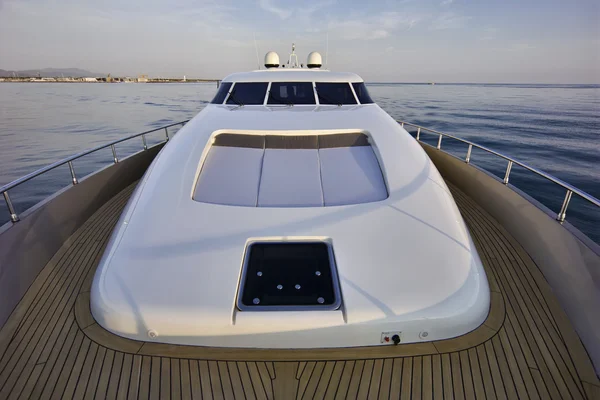 Olaszországban, Toscana, viareggio, tecnomar velvet 83 luxus yacht — Stock Fotó