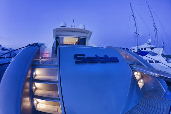 Itálie, Toskánsko, viareggio, tecnomar Samet 83 luxusní jachty — Stock fotografie