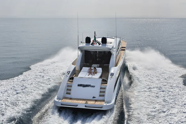 Itálie, Toskánsko, tecnomar Samet 100 luxusní jachtě — Stock fotografie