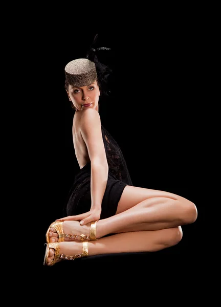 黒のタンクトップ ・ ドレスでセクシーな女性 — ストック写真