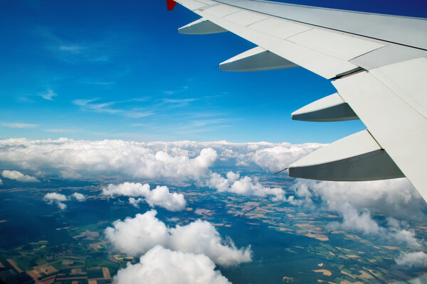 Вид с самолета с воздуха