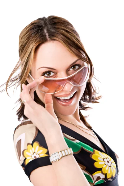 Schöne Frau mit Sonnenbrille — Stockfoto