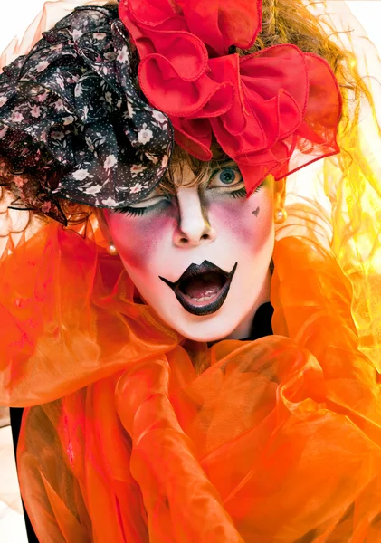 Vrouw mime met theatrale make-up — Stockfoto