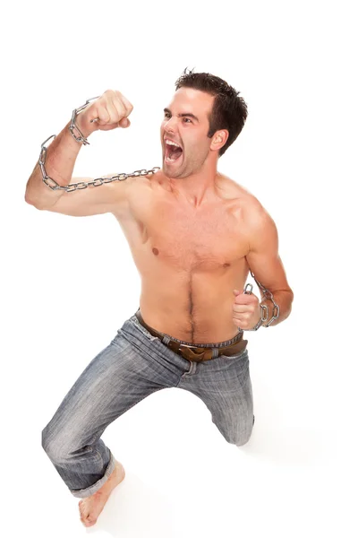 Młody człowiek mięśni z łańcuchem — Zdjęcie stockowe