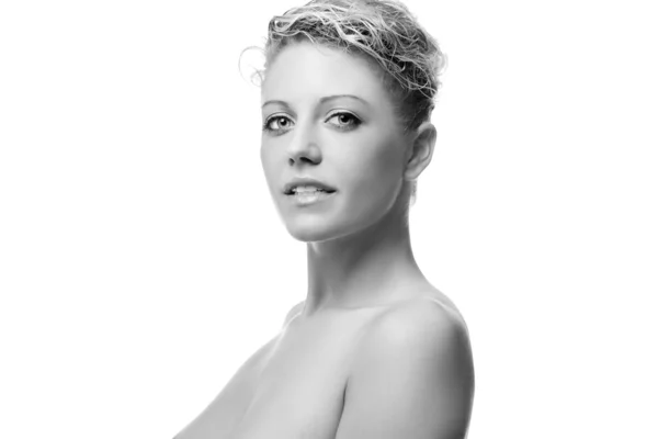 Retrato en blanco y negro de la hermosa mujer —  Fotos de Stock
