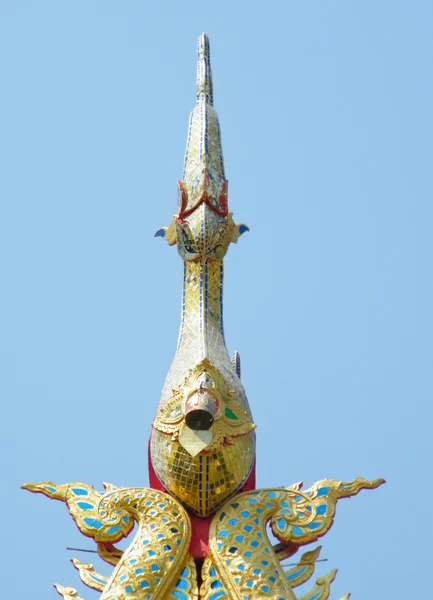 Thaise draak of koning van Naga standbeeld — Stockfoto