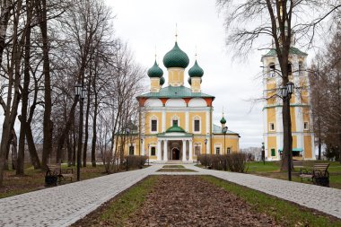 Katedral, uglich