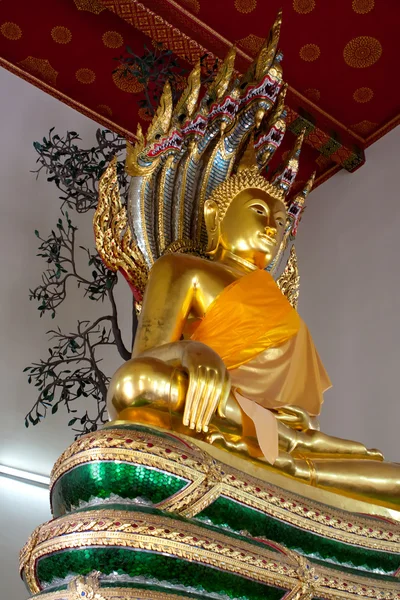 Estátuas de Buda em Wat Pho, Tailândia — Fotografia de Stock