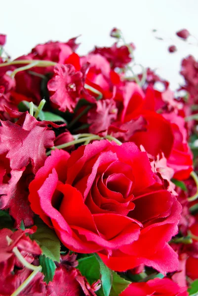 Primer plano del racimo de rosas rojas — Foto de Stock