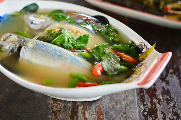 Pikantní makrely rybí polévka — Stock fotografie