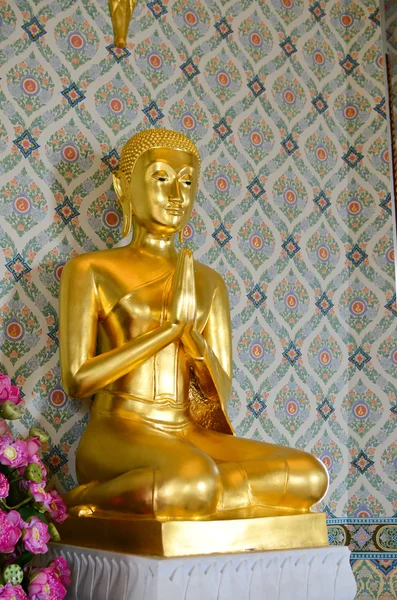Golden Buddha Statue — Stock Photo, Image