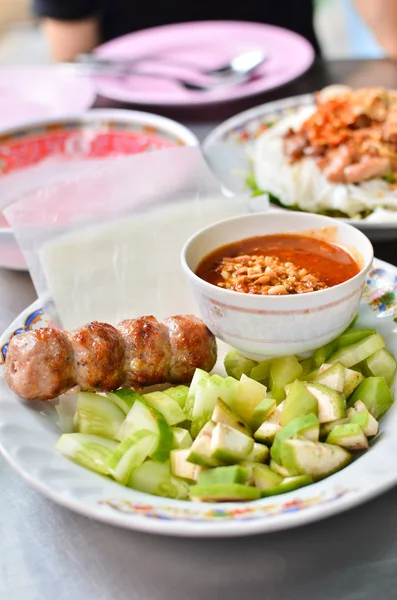 Conjunto de alimentos de estilo vietnamita fresco — Foto de Stock