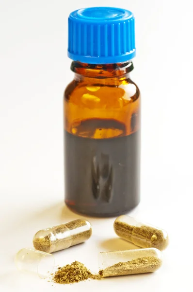 Tincture and pills — Stock Photo, Image