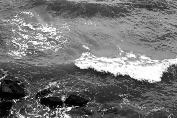 Stock image Waves photographed from a high bank.