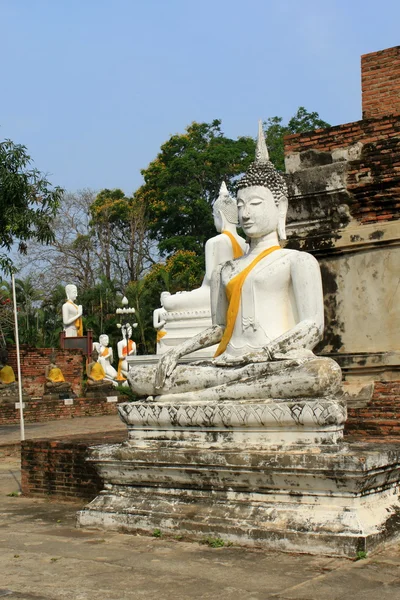 Sittplatser buddha bilder — Stockfoto