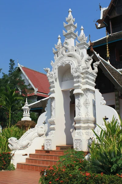 Temple bouddhiste en Thaïlande — Photo