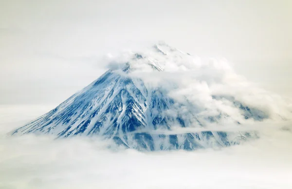 Mountain in clouds — Stock Photo, Image