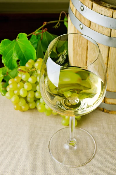 white wine — 图库照片 #6570886