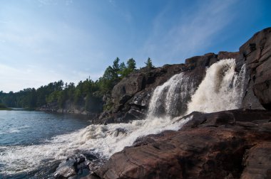 şelale muskoka Nehri üzerinde