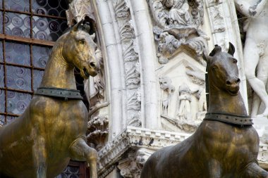 St marks atları Venedik kapatmak