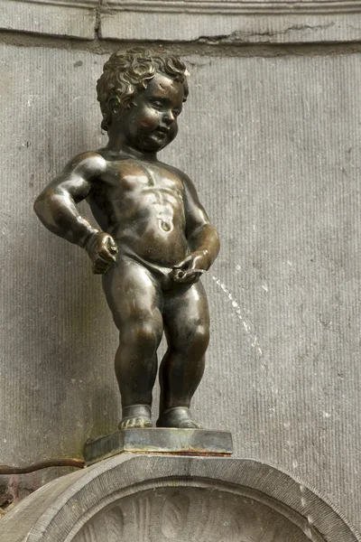 Пісяючий хлопчик Pis Бельгія Брюссель — стокове фото