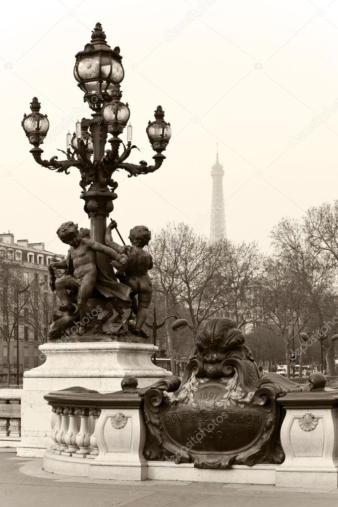 Street lantern on the Alexandre III Bridge in Paris, France.