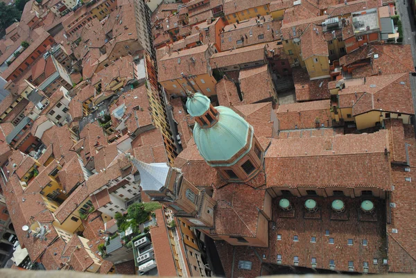 Paisaje urbano inclinado de Bolonia —  Fotos de Stock