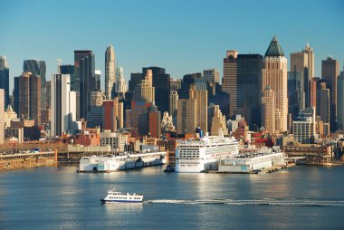 NEW YORK CITY SKYLINE WITH BOATS clipart