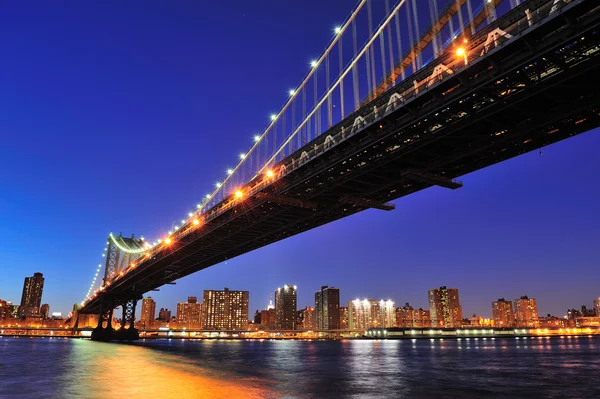 Νέα Υόρκη γέφυρα του Μανχάταν πάνω από τον ποταμό Ανατολή — Φωτογραφία Αρχείου