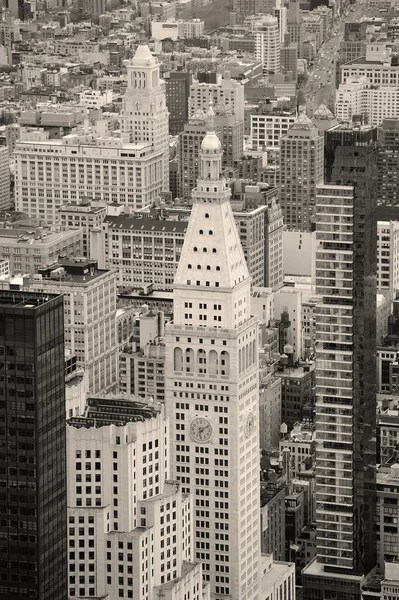 New Yorks manhattan downtown skyline svart och vitt — Stockfoto