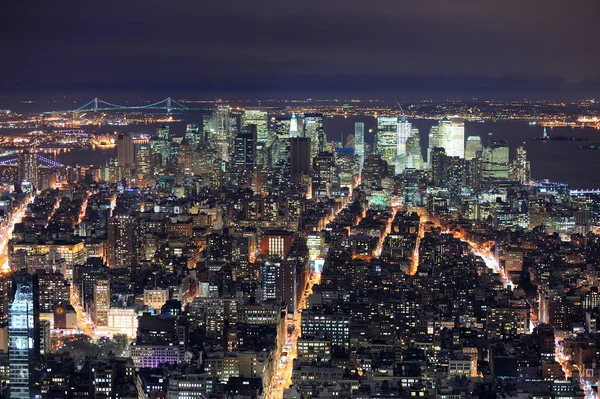 New Yorks manhattan skyline Flygfoto i skymningen — Stockfoto