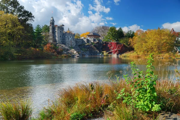 Центральный парк Нью-Йорка Замок Белвез — стоковое фото