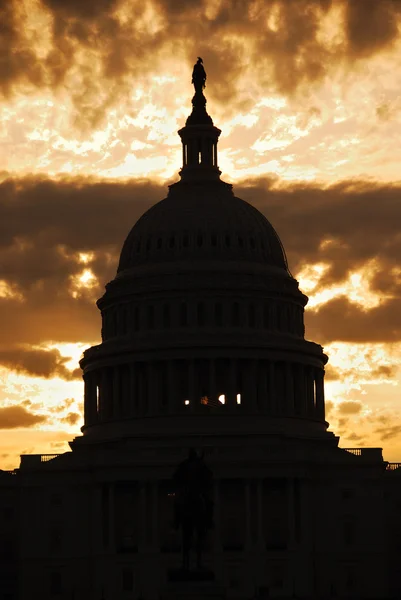 Capitol Hill Building silhueta cúpula, Washington DC — Fotografia de Stock