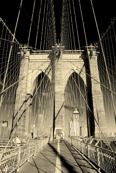 ニューヨーク市ブルックリン橋のクローズ アップ — ストック写真