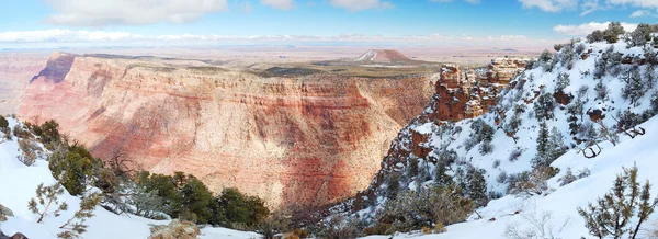 Grand Canyon panorama view in winter with snow — Stock Photo, Image