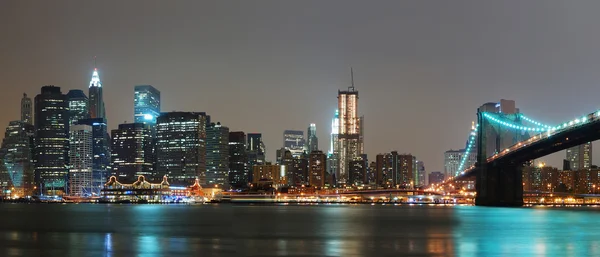 Πόλη της Νέας Υόρκης το βράδυ Πανόραμα — Φωτογραφία Αρχείου
