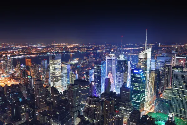 New York City Manhattan på natten Royaltyfria Stockfoton