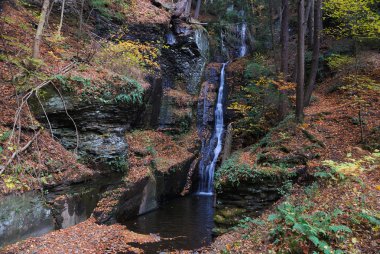 Gümüş iplik falls