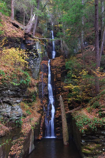 Jesień wodospad — Zdjęcie stockowe