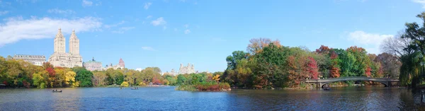 New York'taki central park sonbahar panorama — Stok fotoğraf