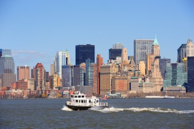 New York'un manhattan gökdelen ve tekne