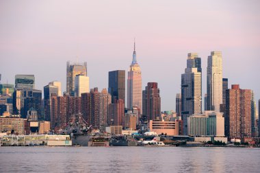 New York'un manhattan günbatımı panorama