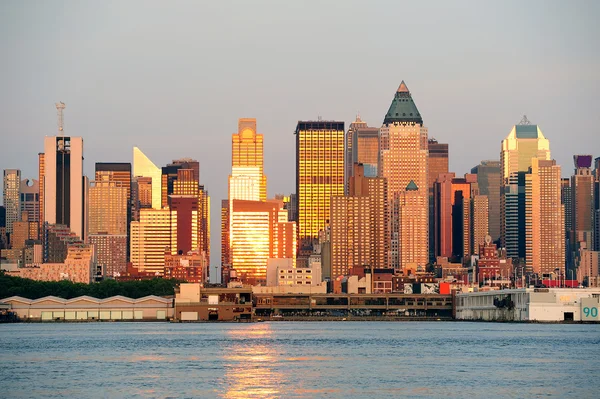 New York City Manhattan at sunset — Stock Photo, Image